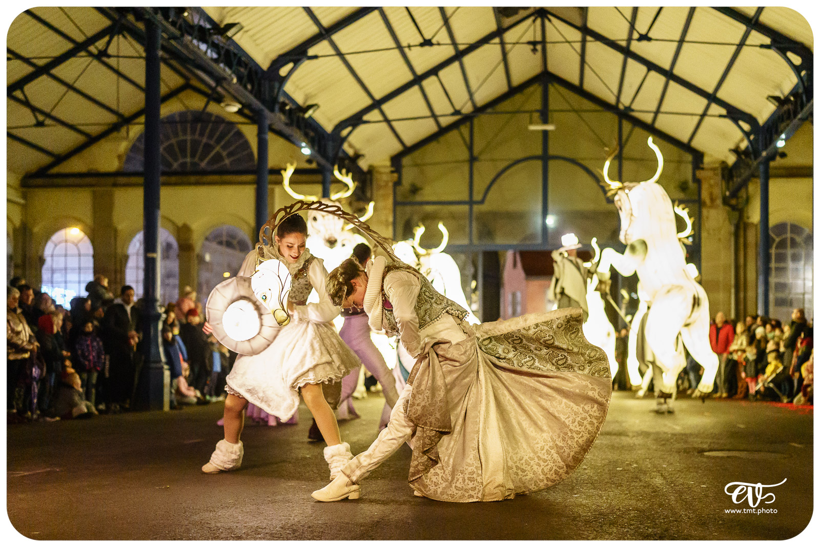 PARADE AMOUREUSE (CIE REMUE MENAGE)